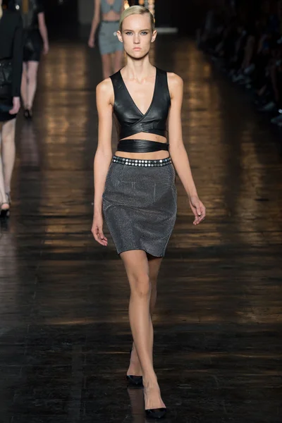 Look 4